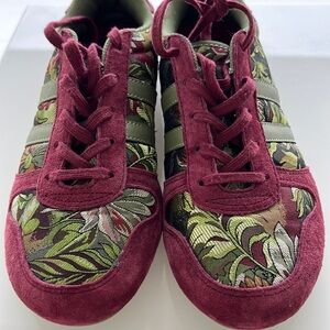 Gola leaf print sneakers